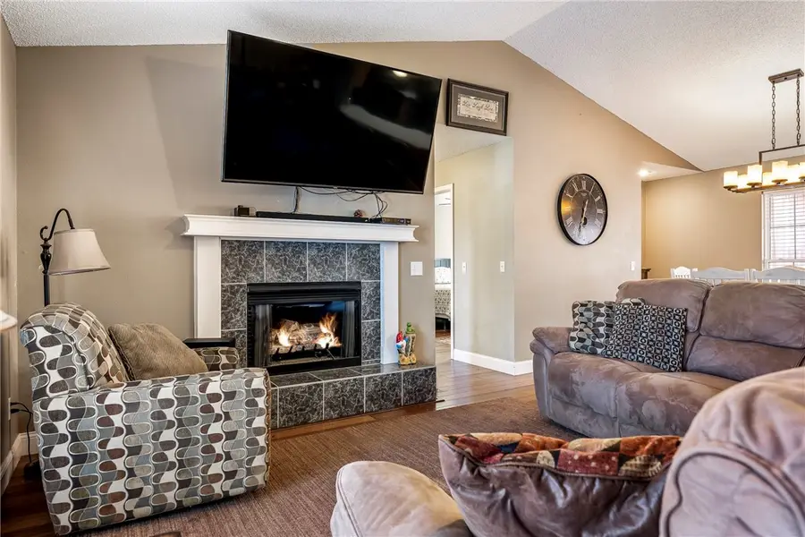 99 Argyll Drive, Bella Vista, AR 72715 - Image #2