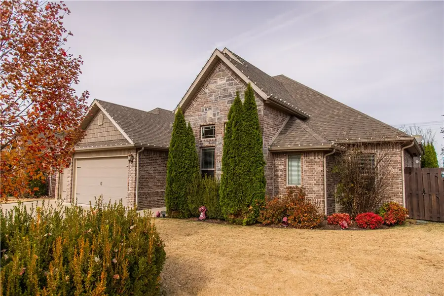 5805 W Murfield Drive, Rogers, AR 72758 - Image #2