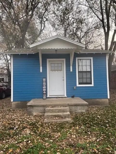 201 E Cleveland Street, Prairie Grove, AR 72753