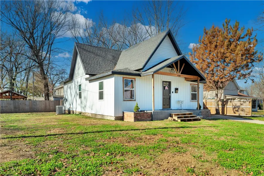 430 S Washington Street, Siloam Springs, AR 72761 - Image #2