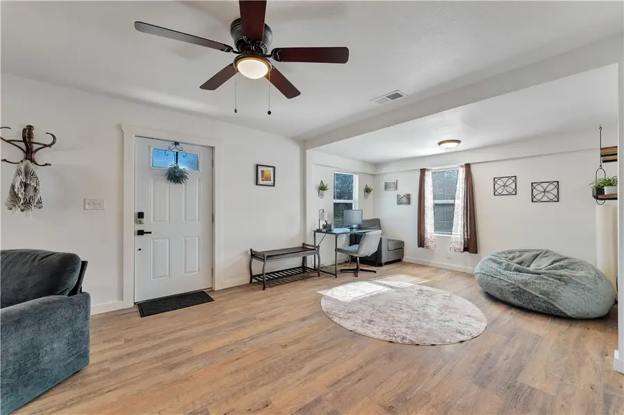 430 S Washington Street, Siloam Springs, AR 72761 - Image #3