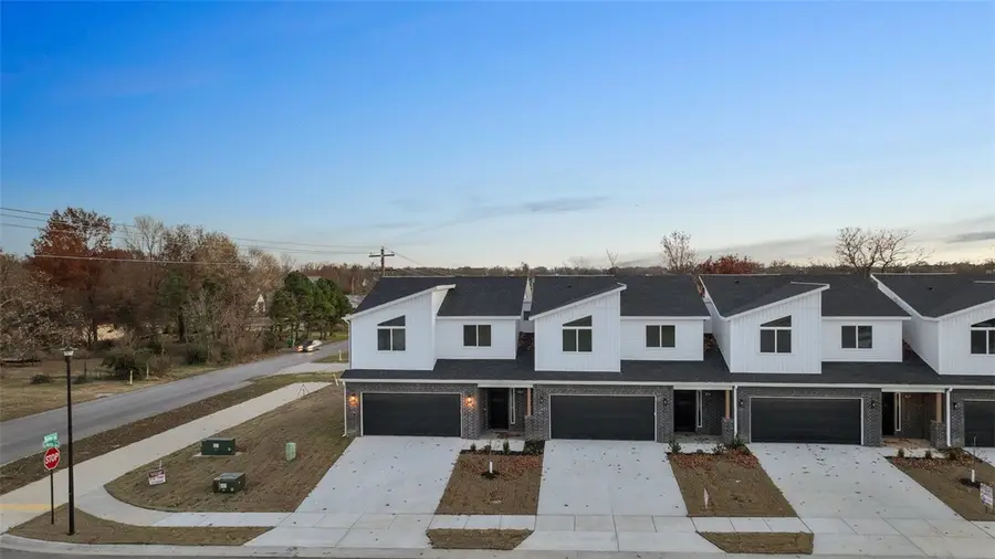 1861 Lapis Avenue, Centerton, AR 72719 - Image #2