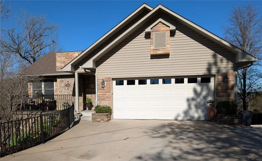 7 Larkspur Lane, Holiday Island, AR 72631 - Image #3