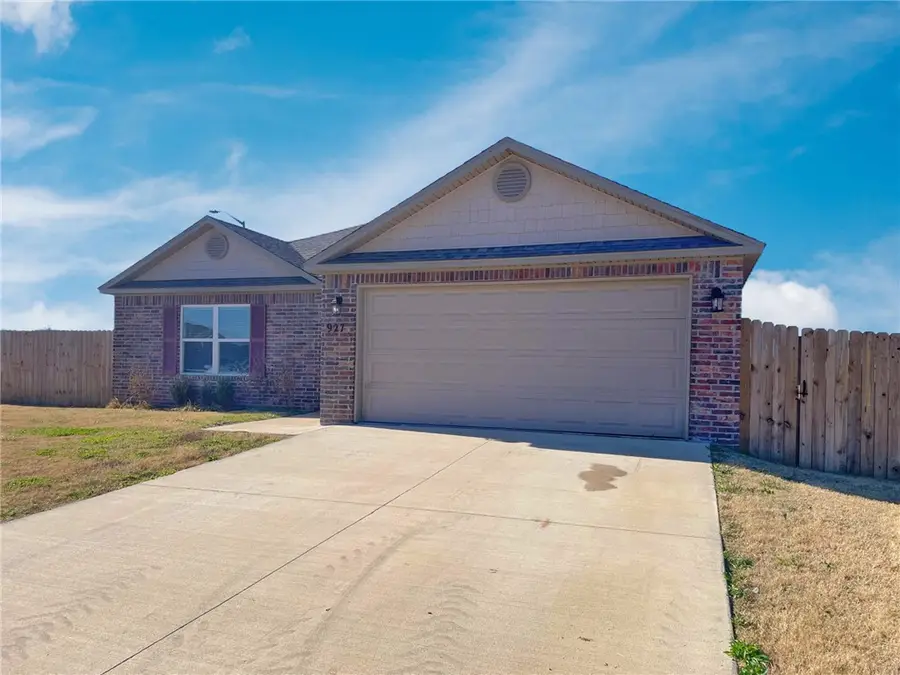 927 W Aiden Drive, Siloam Springs, AR 72761 - Image #2