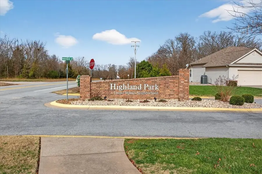 18 Parkridge Drive, Bella Vista, AR 72715 - Image #2