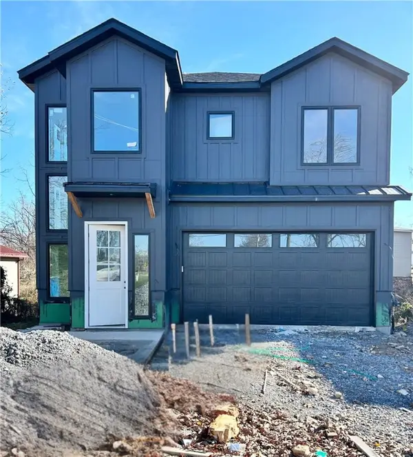 1448 NW Bella Vista Road, Bentonville, AR 72712