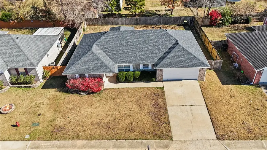 521 Prairie Street, Lowell, AR 72745 - Image #3