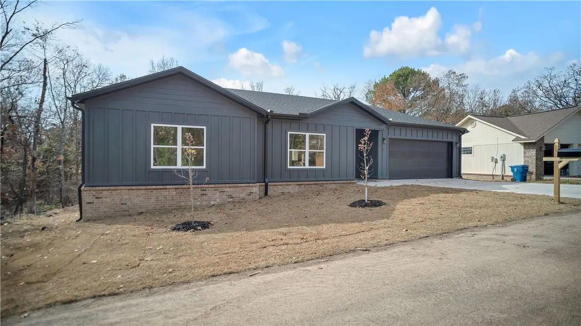 5 Orkney Drive, Bella Vista, AR 72715 - Image #1