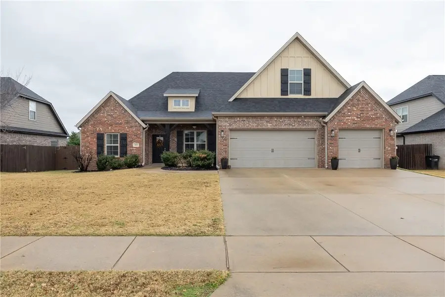 452 Romano Avenue, Tontitown, AR 72762 - Image #3