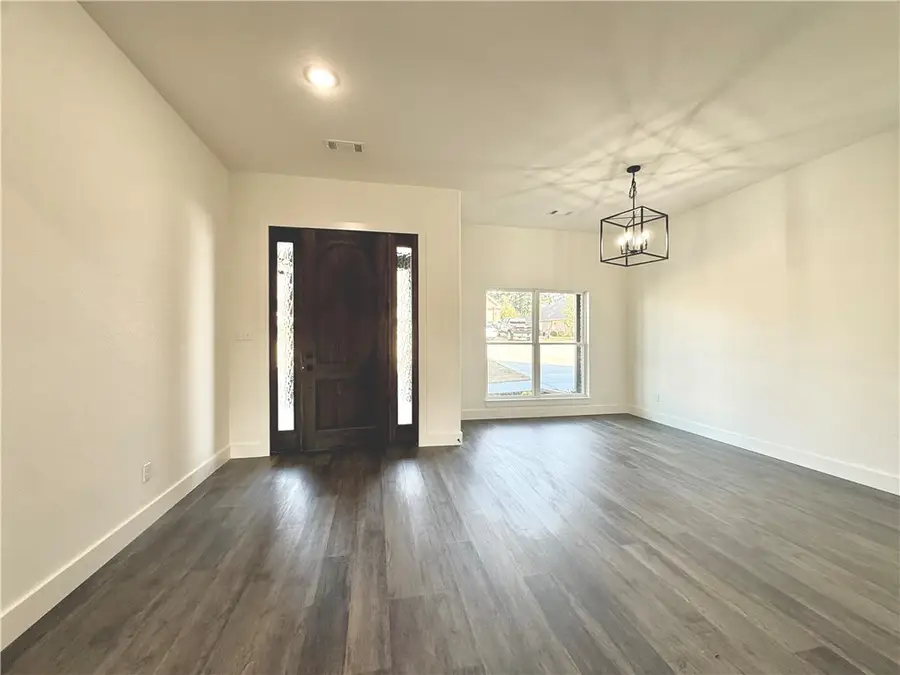 736 Powerhorn Circle, Van Buren, AR 72956 - Image #2