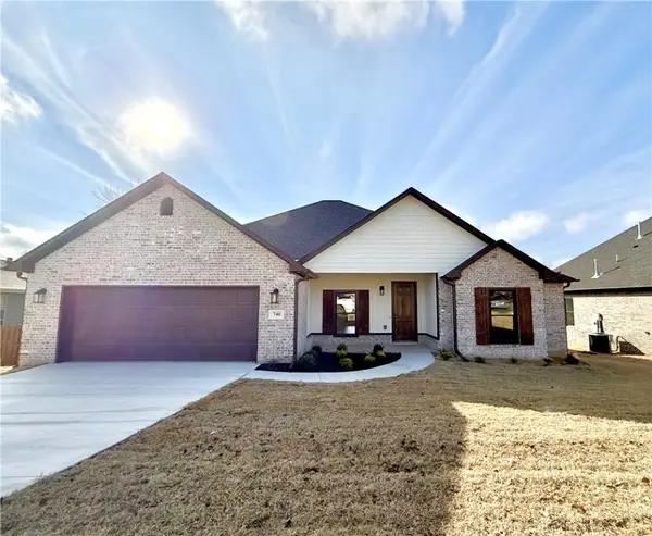 740 Powderhorn Circle, Van Buren, AR 72956