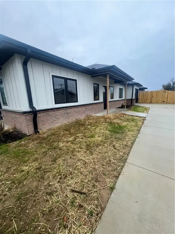 803 1 & 2 N 13th Place, Rogers, AR 72756