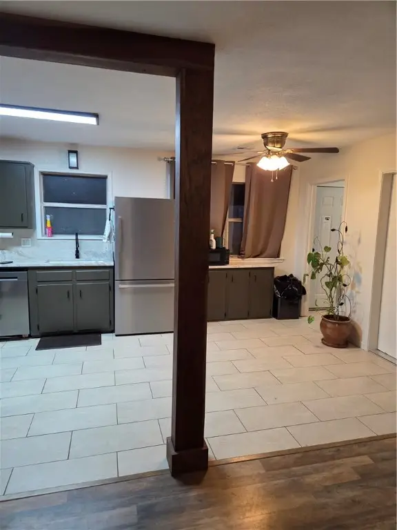 1803 S Garland Douglas Drive, Neosho, MO 64850 - Image #2