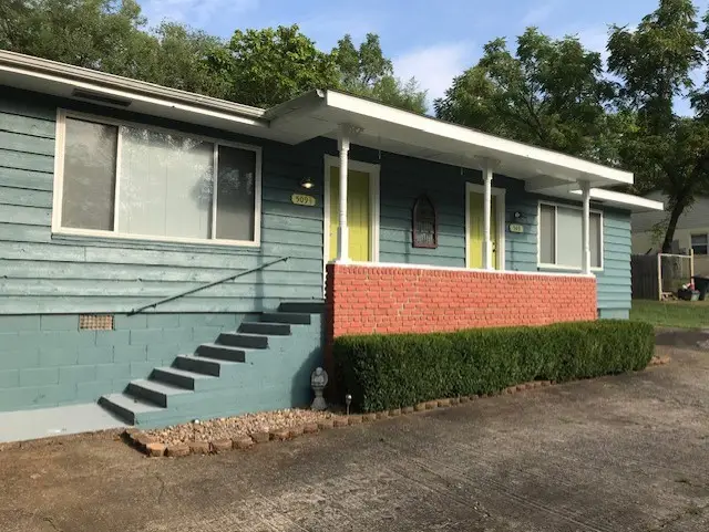 509 and 509 1/2 S Wood Avenue, Fayetteville, AR 72701 - Image #2