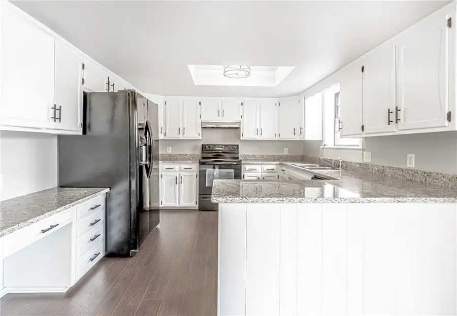 601 N Valley West Drive, Rogers, AR 72756 - Image #2