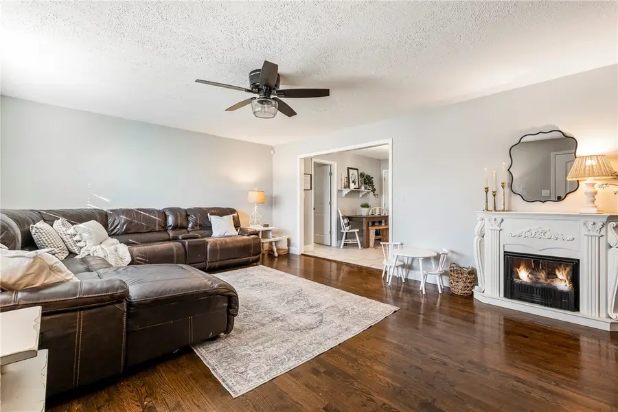 109 Rains Street, Pea Ridge, AR 72751 - Image #3