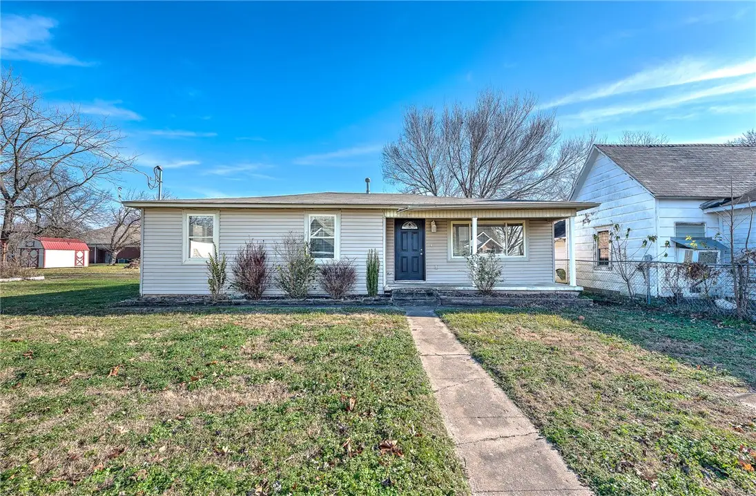 127 Washington, Lowell, AR 72745 - Image #1