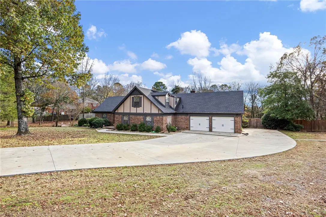1424 Lands End, Russellville, AR 72802 - Image #1