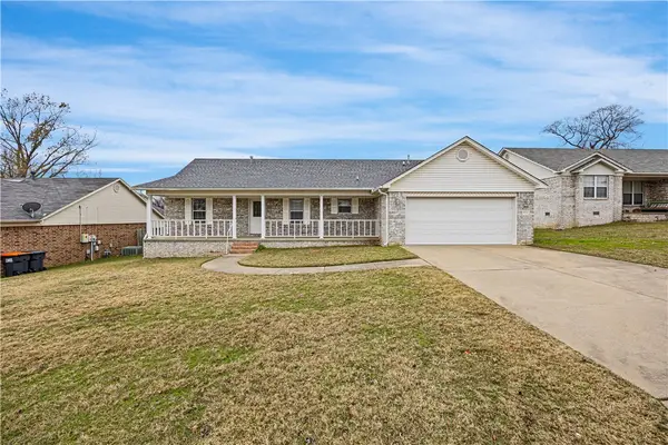 2102 S Greenwich Avenue, Russellville, AR 72802