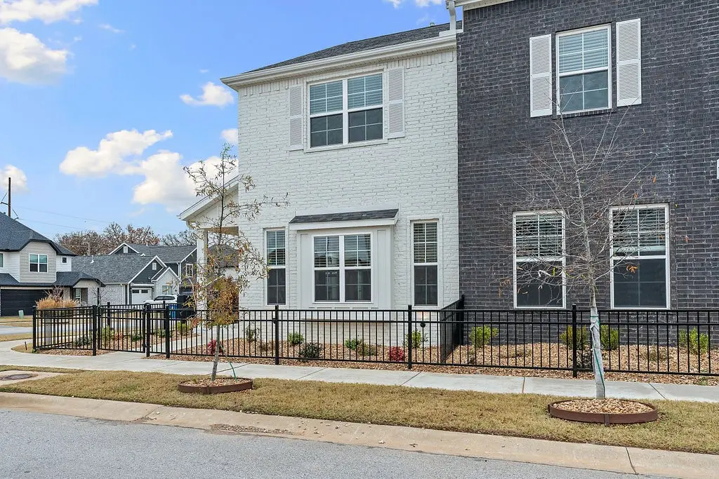 2910 SW Arlington Boulevard, Bentonville, AR 72713 - Image #1