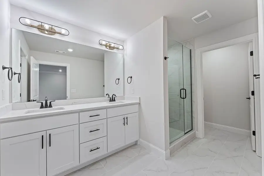 2910 SW Arlington Boulevard, Bentonville, AR 72713 - Image #3