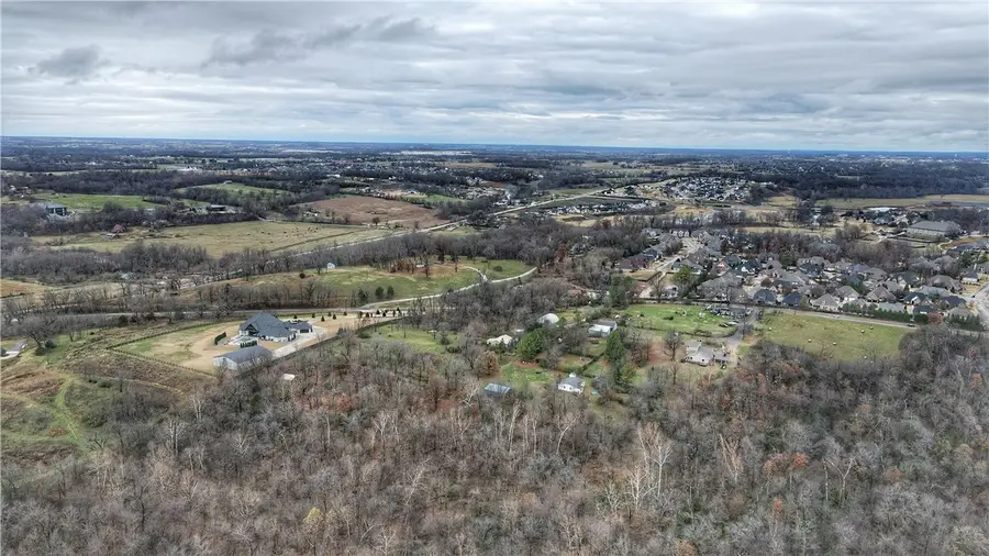 655 Wallis Road, Cave Springs, AR 72718 - Image #3