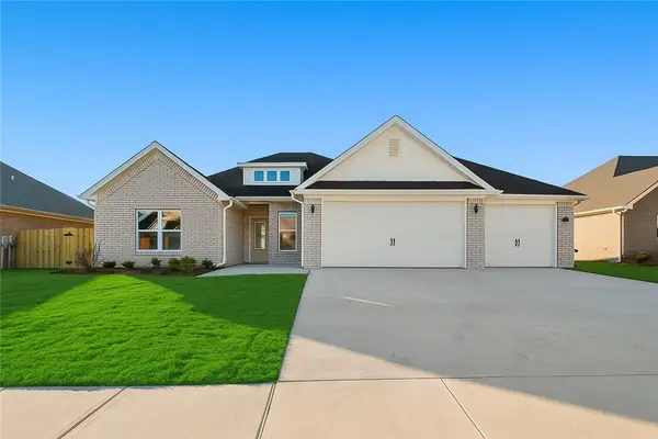 2409 Salmon Street, Pea Ridge, AR 72751