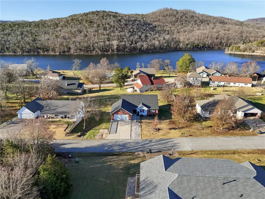 22 Bandy Drive, Holiday Island, AR 72631 - Image #3