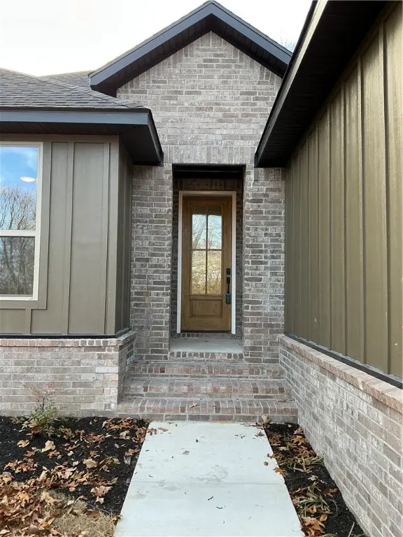 4 Arthur Circle, Bella Vista, AR 72715 - Image #2