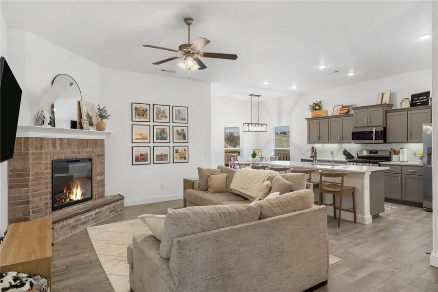 2406 Graham Lane, Pea Ridge, AR 72751 - Image #3