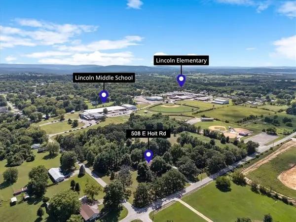 508 E Holt Road, Lincoln, AR 72744