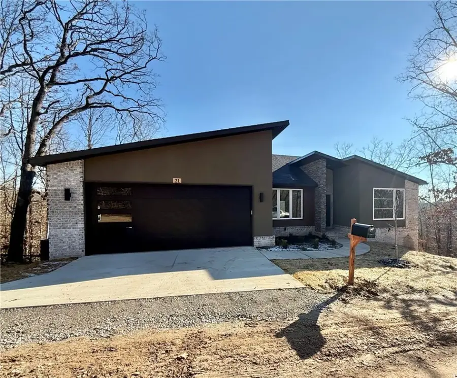 21 Shefford Lane, Bella Vista, AR 72714 - Image #2