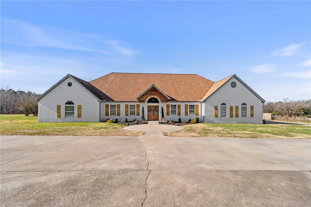 12265 Greasy Valley Road, Prairie Grove, AR 72753 - Image #1