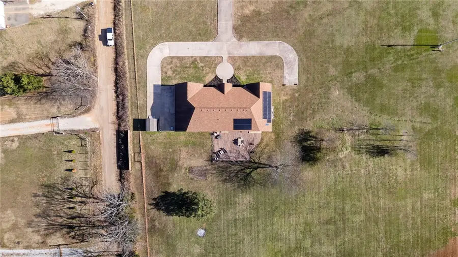 12265 Greasy Valley Road, Prairie Grove, AR 72753 - Image #2