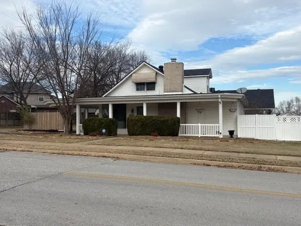 1153 N West End Street, Springdale, AR 72764