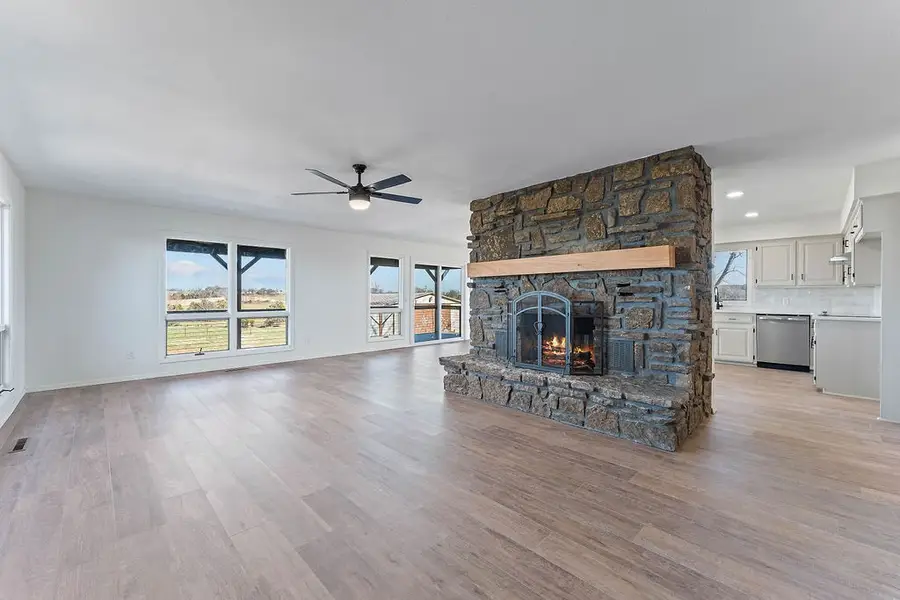 20570 Highway 62, Garfield, AR 72732 - Image #2