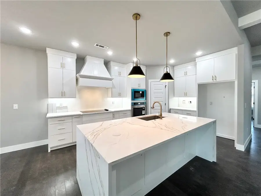 17 Olmsted Circle, Bella Vista, AR 72715 - Image #3