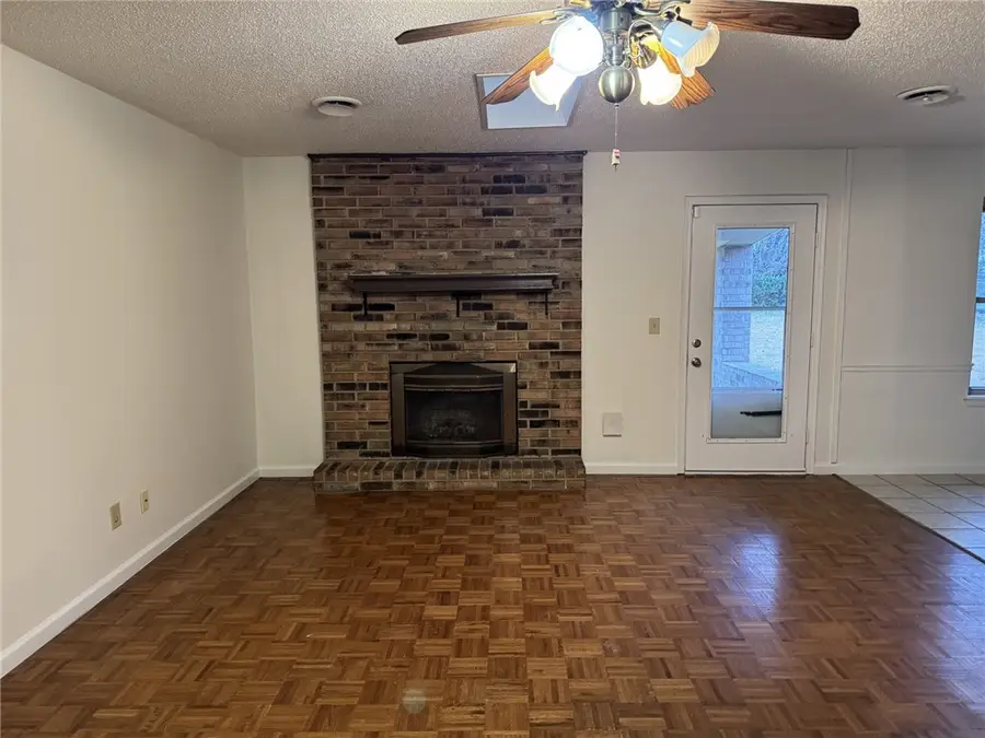 2419 W Meadow Drive, Rogers, AR 72756 - Image #3