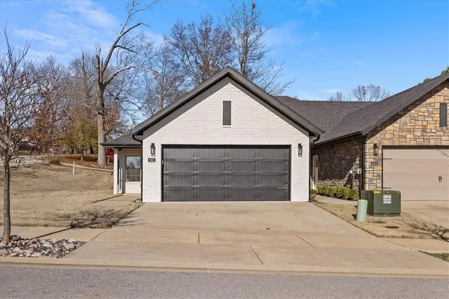 2821 W Persimmon Street, Rogers, AR 72756 - Image #2