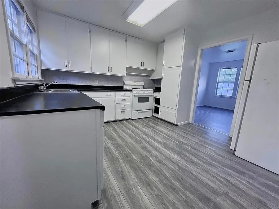 2371 - 2375 W Holly Street, Fayetteville, AR 72703 - Image #3