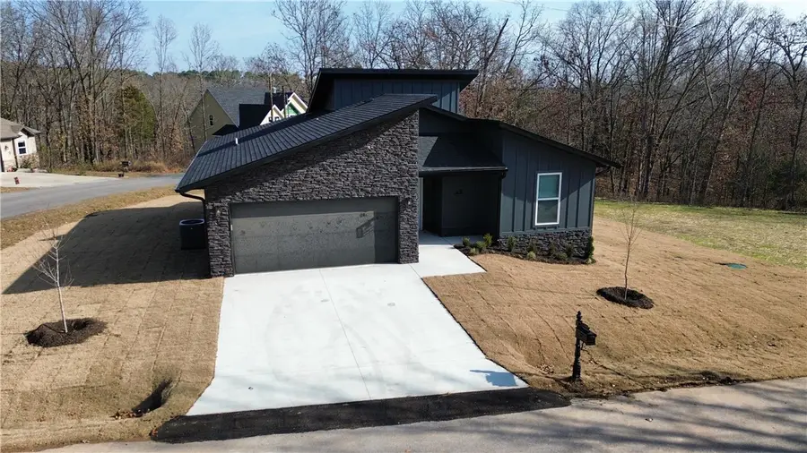 58 Strichen Drive, Bella Vista, AR 72715 - Image #2