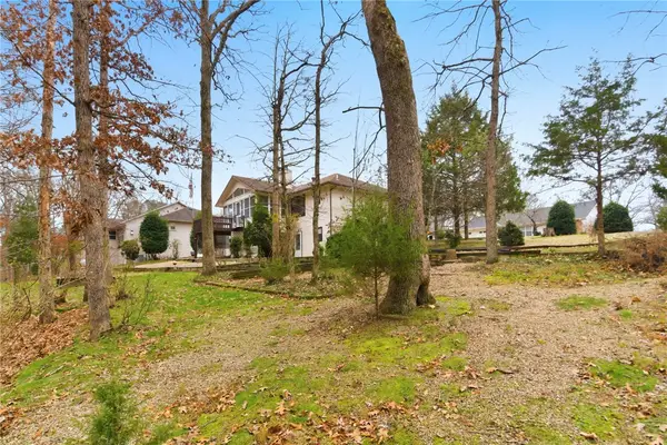 10 Thirsk Lane, Bella Vista, AR 72714