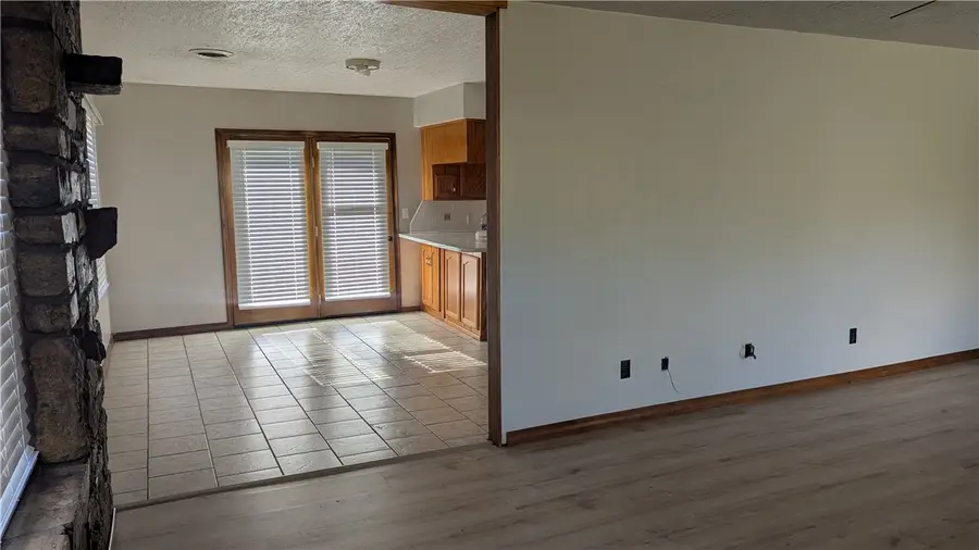 822 W John Wright Lane, Mountainburg, AR 72946 - Image #3