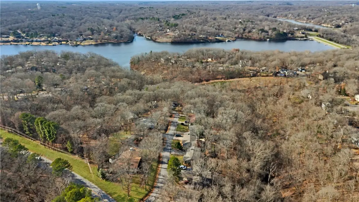 4 Cummings Lane, Bella Vista, AR 72715 - Image #1