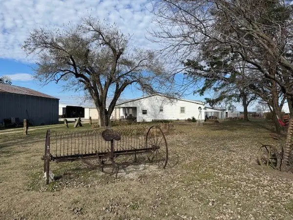 22844 Floyd Moore Road, Gentry, AR 72734