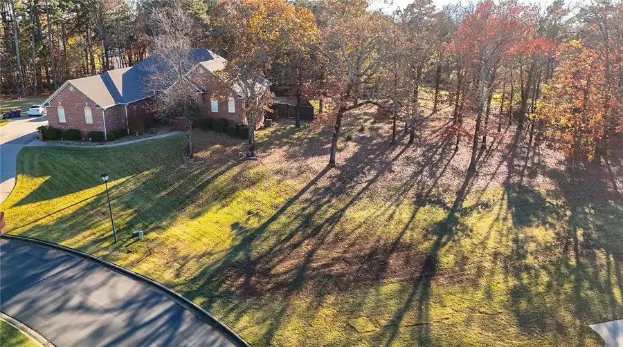 225 Hillview Cove, Russellville, AR 72802 - Image #2