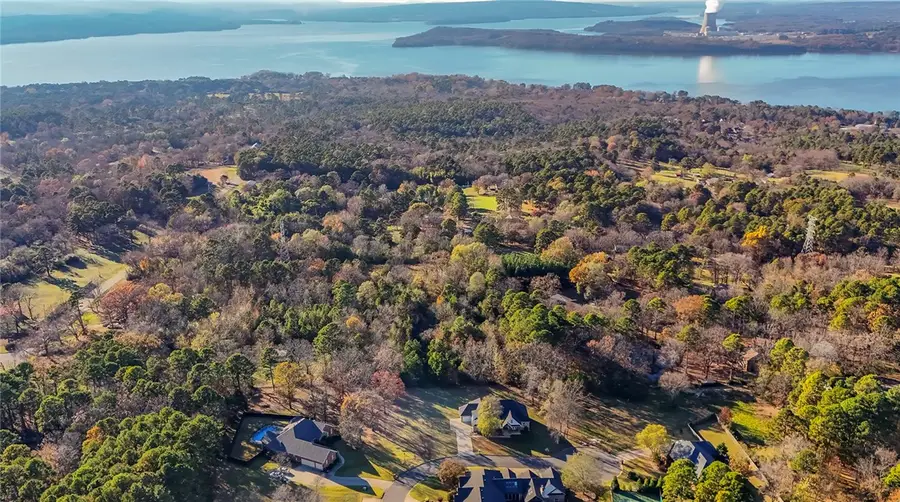 225 Hillview Cove, Russellville, AR 72802 - Image #3