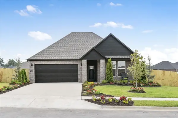 467 W Taverner Xing, Farmington, AR 72730