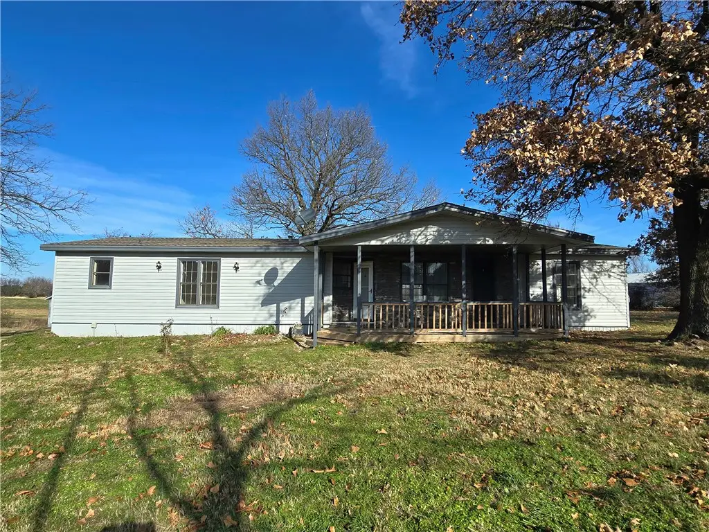 12286 Jimmy Devault Road, Farmington, AR 72730 - Image #1