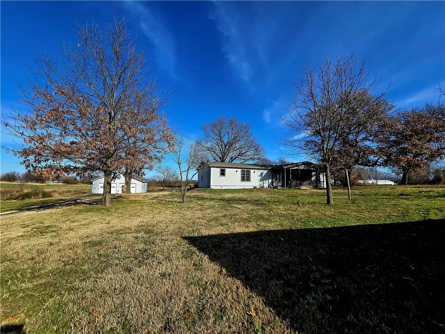12286 Jimmy Devault Road, Farmington, AR 72730 - Image #2